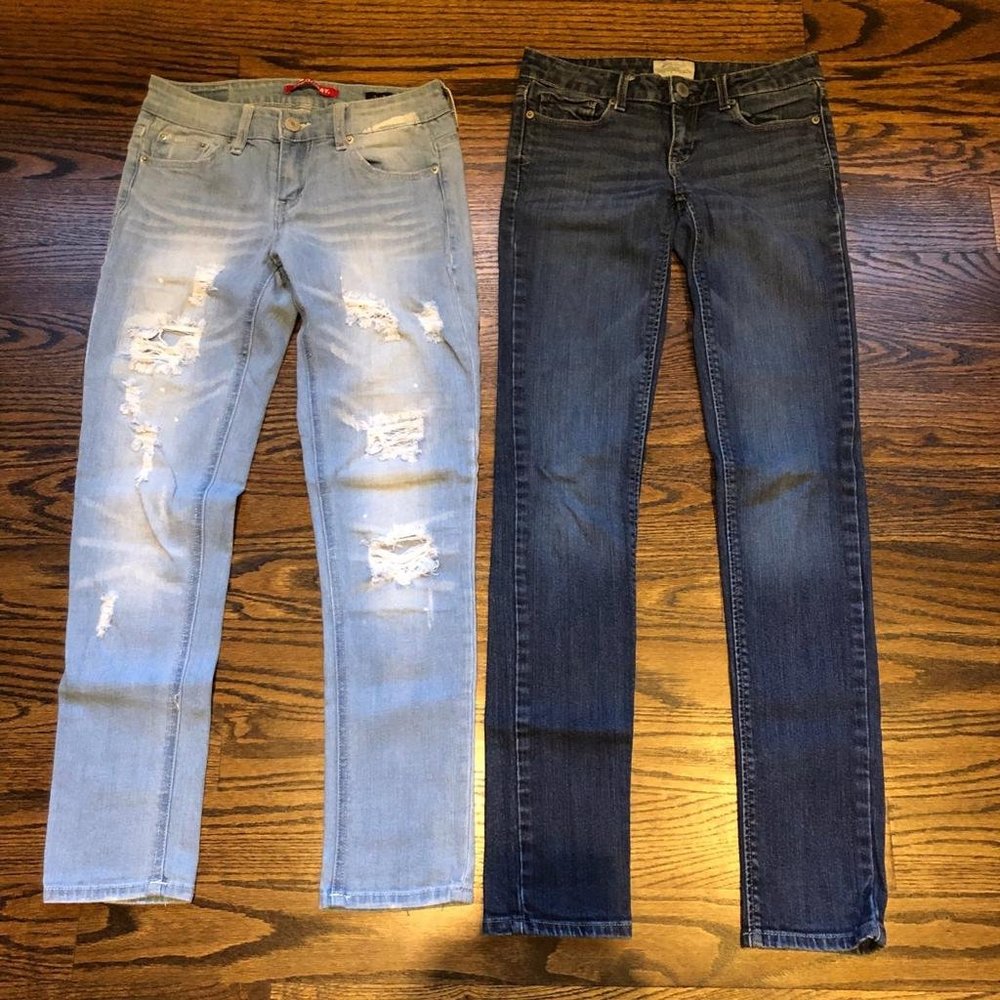 Lot of 2 pairs of Women’s / Girls Jeans - Size 24